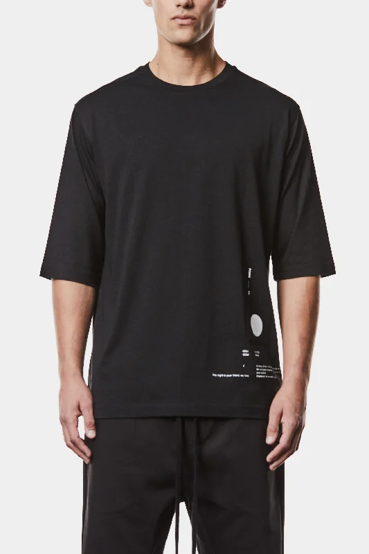 Free And Comfortable Relaxed printed tee, Black