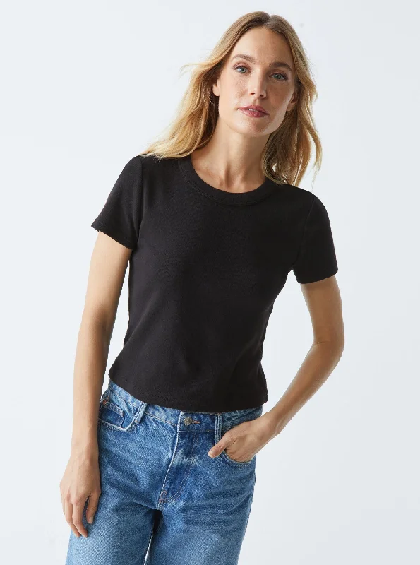 Cozy Layers Mimi Cropped Tee - Black