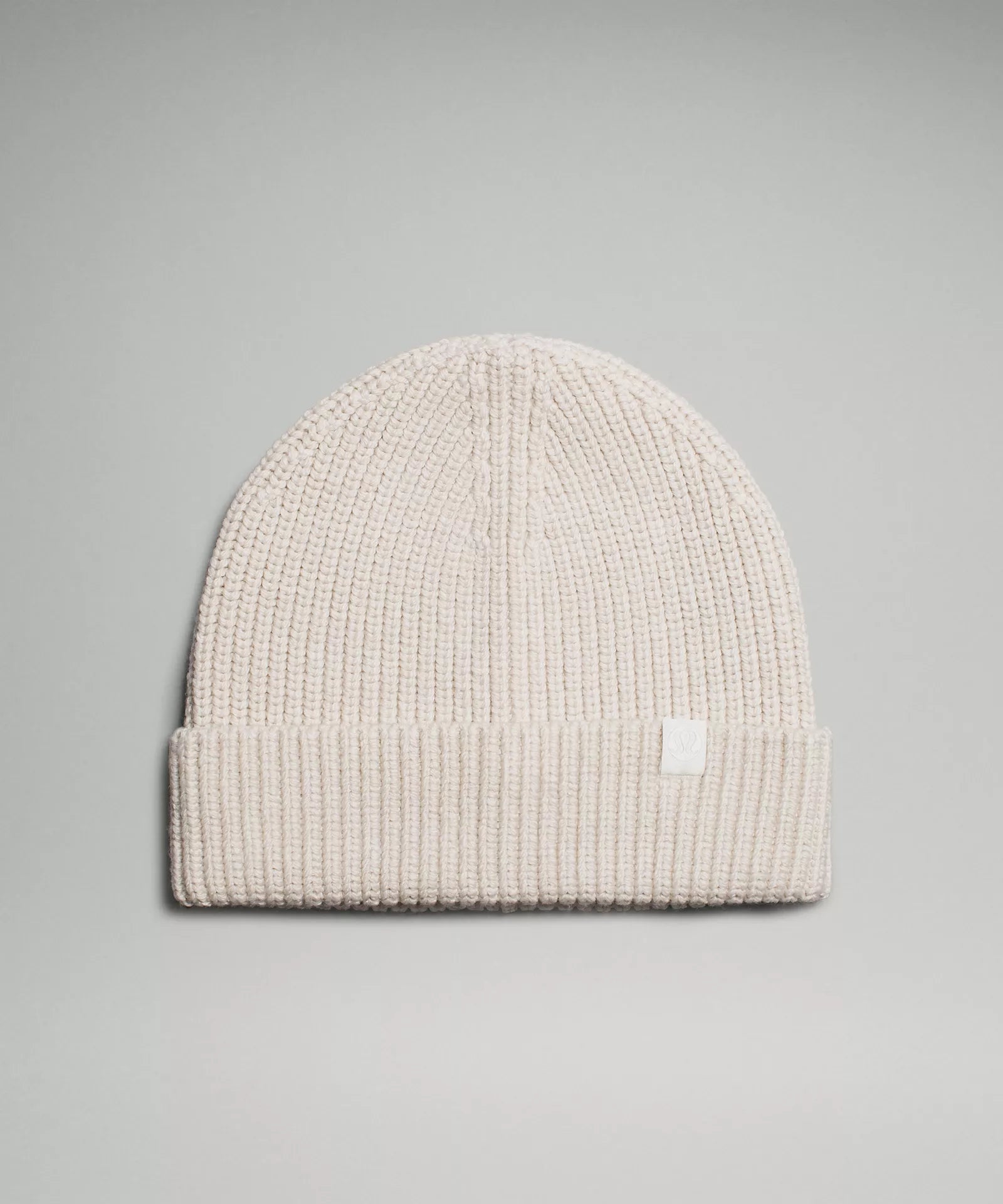 Cool Breeze At Night Close-Fit Wool-Blend Ribbed Knit Beanie | Heathered Bone