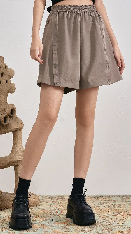 Advanced Customization Flare Shorts with Sport Trims