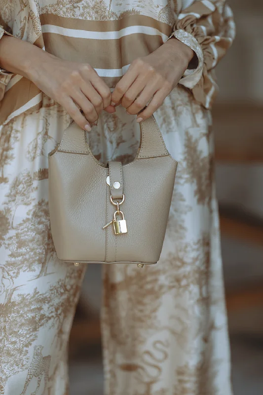 Autumn Selection LOCK BAG - BEIGE