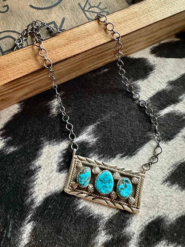 Lively And Youthful Kingman Turquoise 3 Stone Bar Necklace