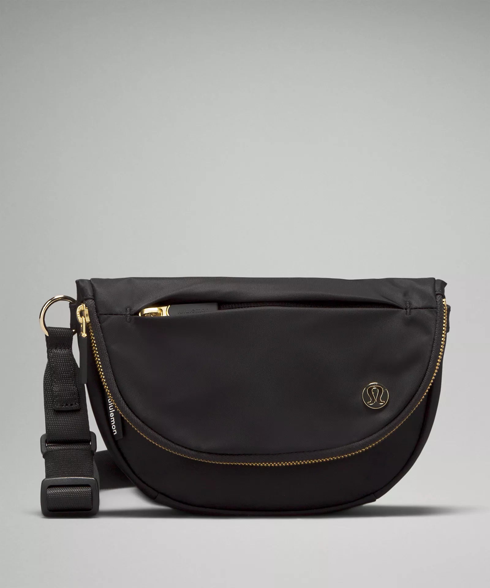 Age-reducing Style All Night Festival Bag Micro | Black/Gold