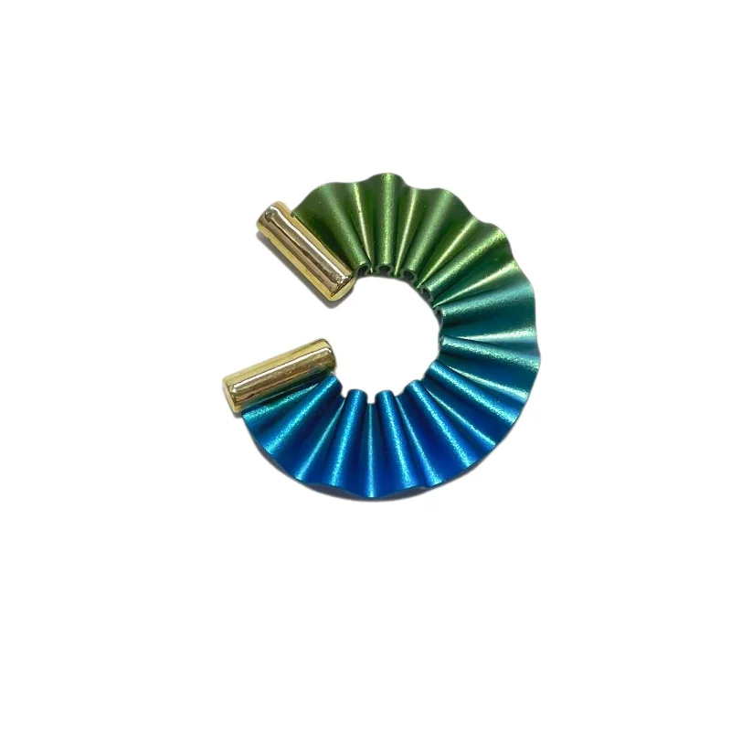 High-end Design CABO | Ear Cuff | Mermaid's Tail Metal Collection | Ear Cuff - Blue / Green High-end Design CABO | Ear Cuff | Mermaid's Tail Metal Collection | Ear Cuff - Blue / Green