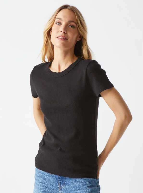 Easy Chic Lexy Tee - Black