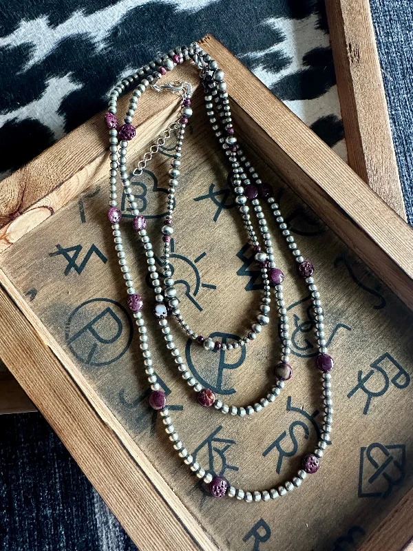 Fashion Design Purple Spiny & Pearl Necklace
