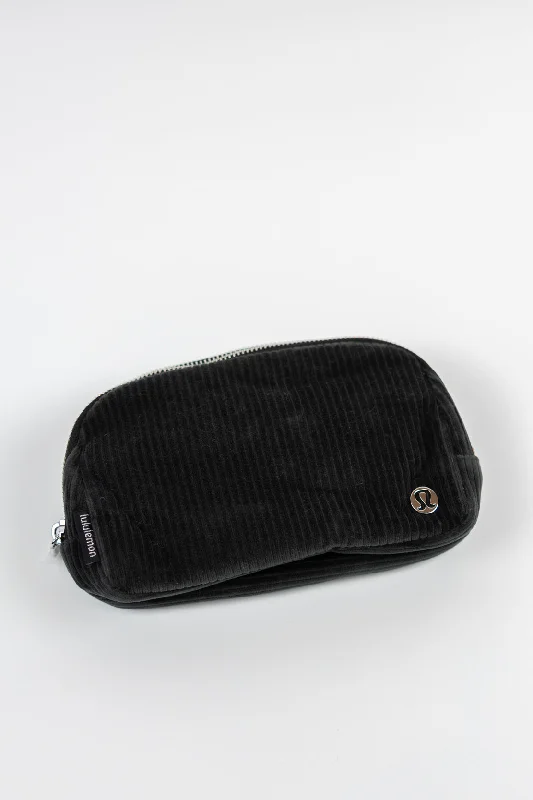 Luxury Temperament Everywhere Belt Bag 1L Corduroy | Black