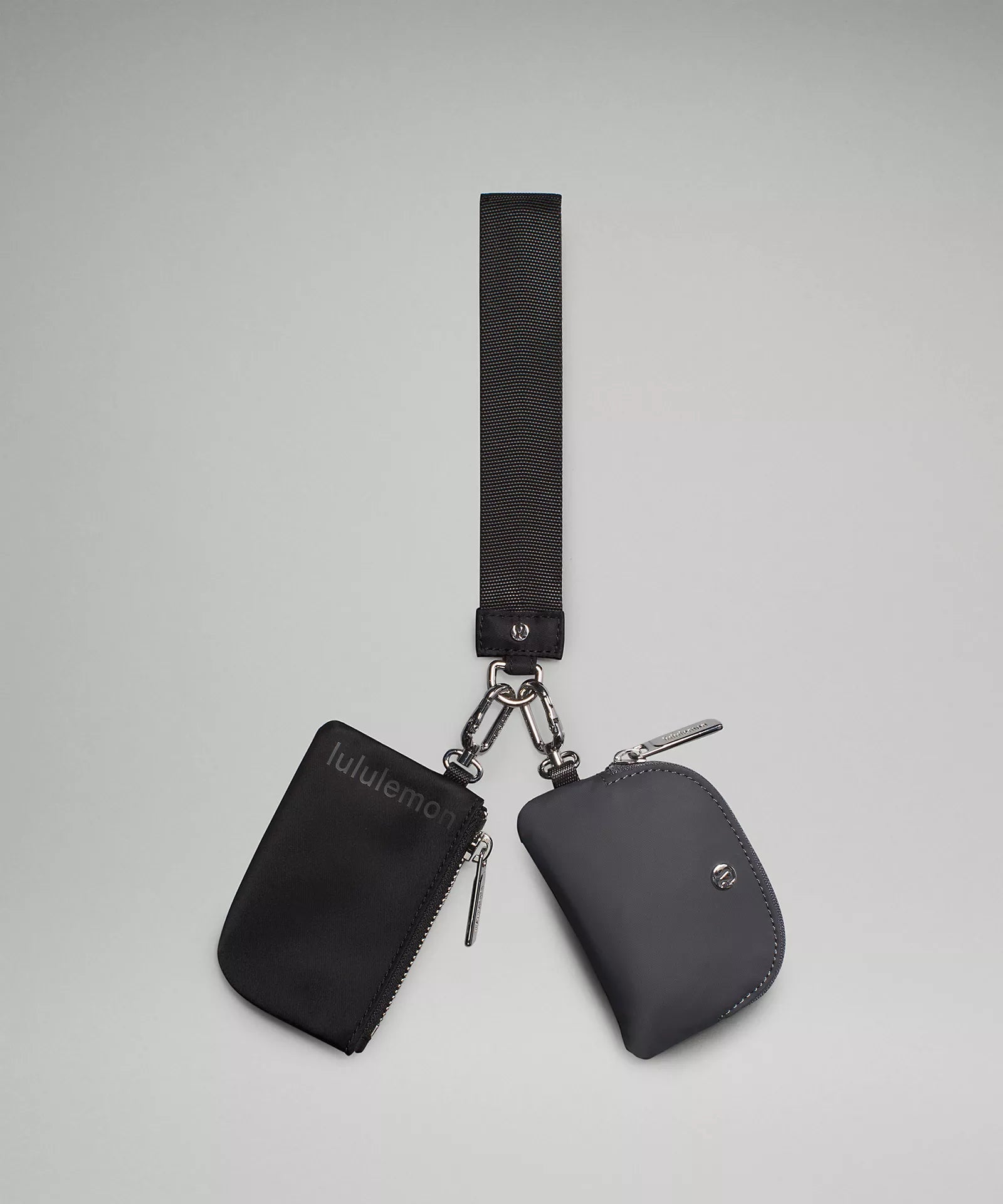 Street Cool Dual Pouch Wristlet | Black/Traverse Grey