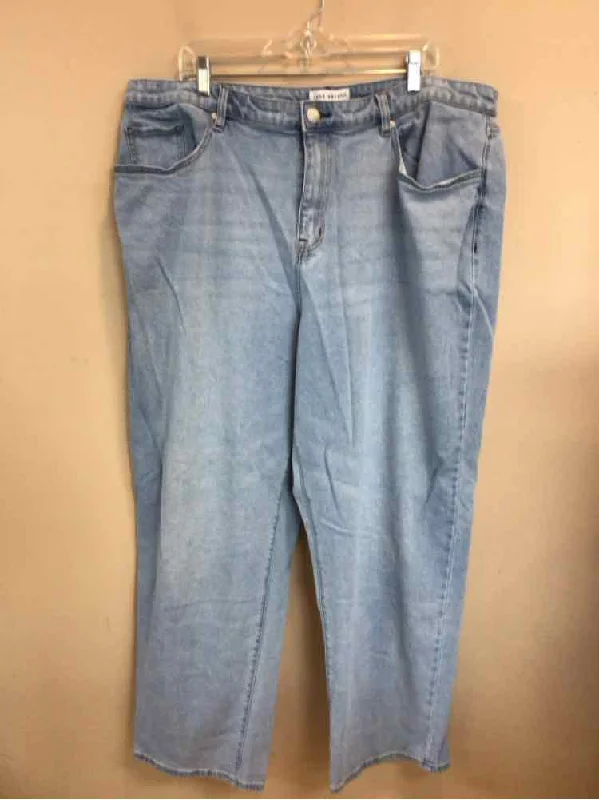 High-end Sense LANE BRYANT SIZE 18 Ladies JEANS