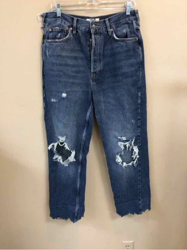 Unique Design WE THE FREE SIZE 29 Ladies JEANS