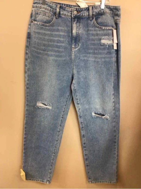 High Street Design SHOEDAZZLE SIZE 33 Ladies JEANS