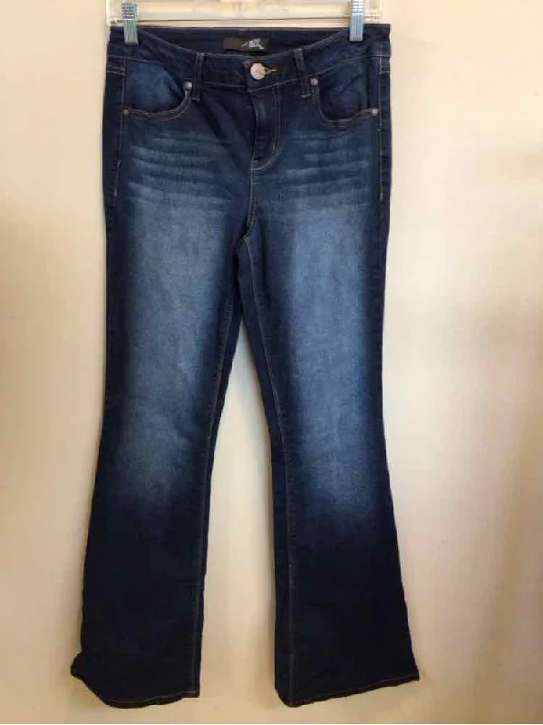 Classic Color 1822 SIZE 6 Ladies JEANS