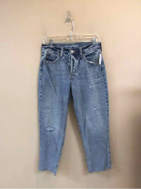 Fashionable Prints OLD NAVY SIZE 4 Ladies JEANS