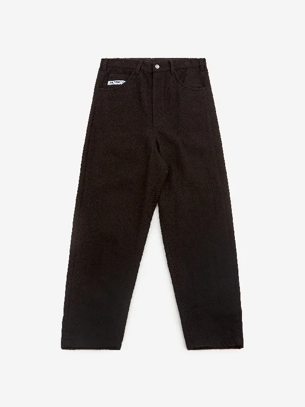 Trends 18 East x Goodhood Saph Jean – Black
