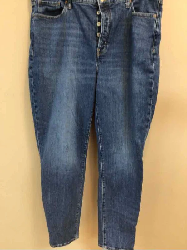 Sports Series OLD NAVY SIZE 18 Ladies JEANS