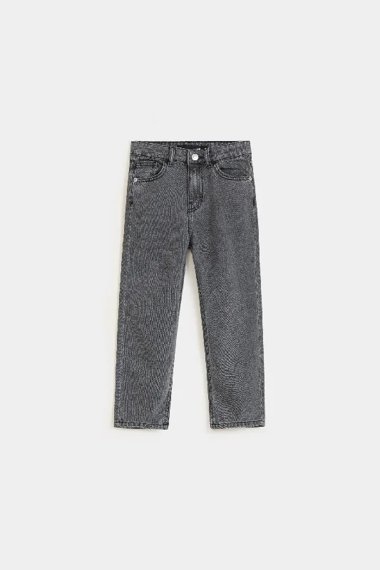 Stylish Ease Mom Fit Jeans