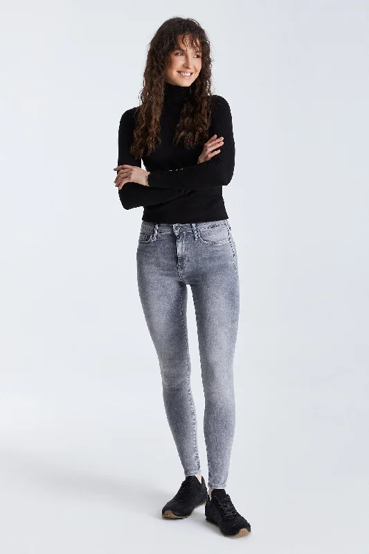 Exquisite Details Sophia High Waist Reshape 5 Pocket Pants Grey VT