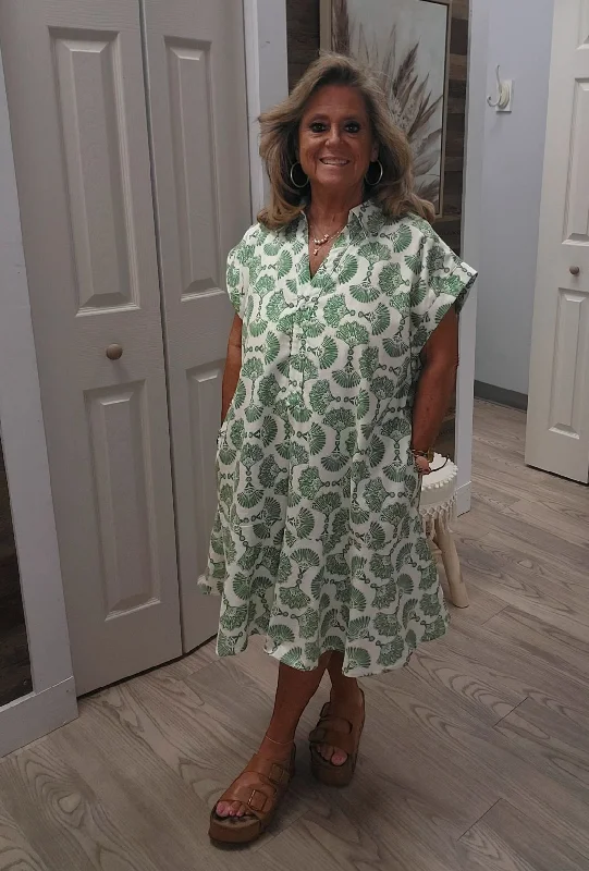 Relaxed Wear Breezing By Green Dress